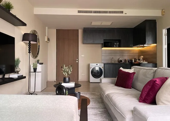 Near Bts L Bathtub And Kitchen L Steam Бангкок