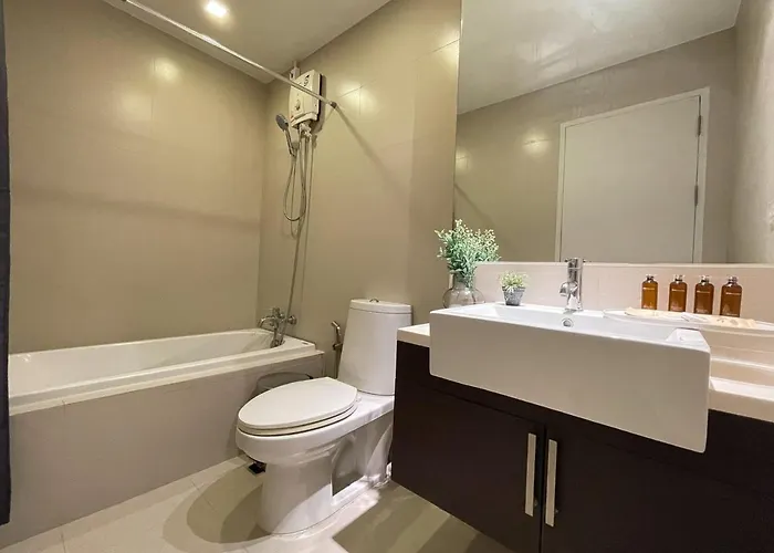 Дом отдыха Near Bts L Bathtub And Kitchen L Steam Бангкок
